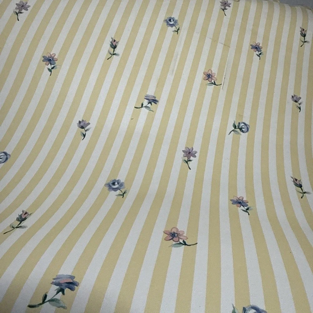 VTG Rolls Vintage Norwall Wallpaper Country Cottage Pastel Yellow Stripe Floral